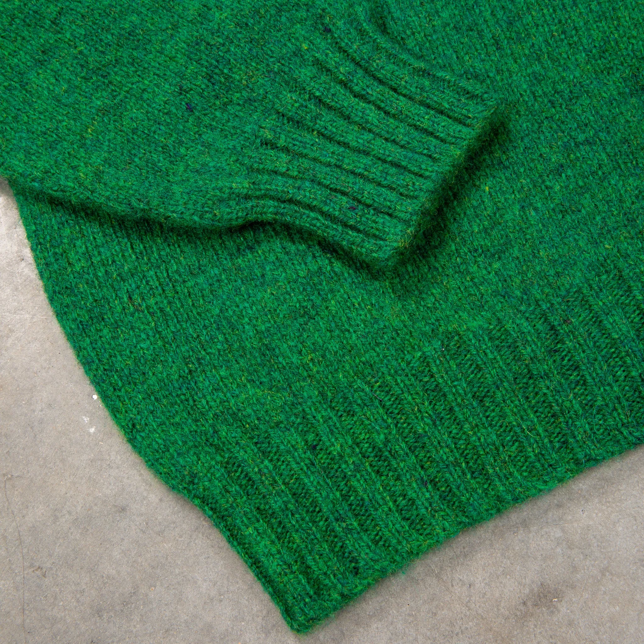 Laurence J. Smith  Super soft Seamless Crew Neck Pullover Clover